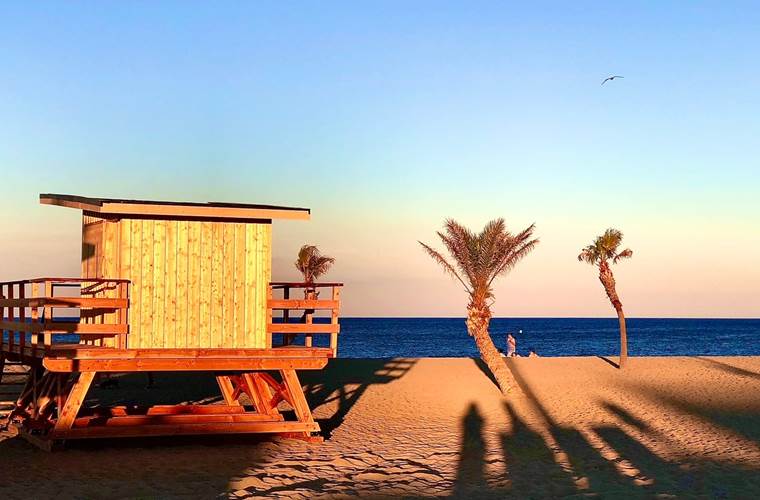 LA PLAGE FACE A ECUME