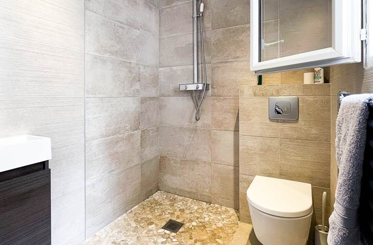 Sdb douche mezzanine