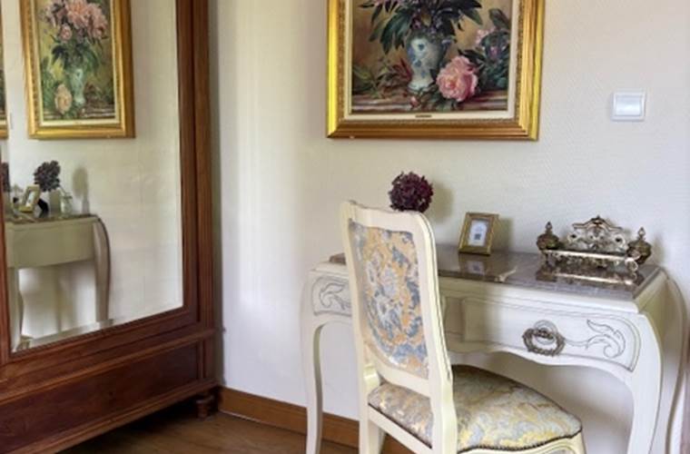 Chambre Léontine - le bureau