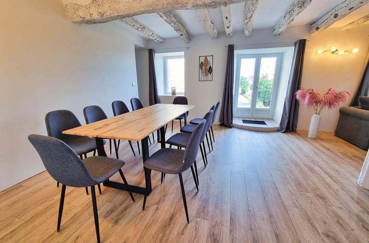 salle-a-manger-cottage-location-lauragaise.jpg