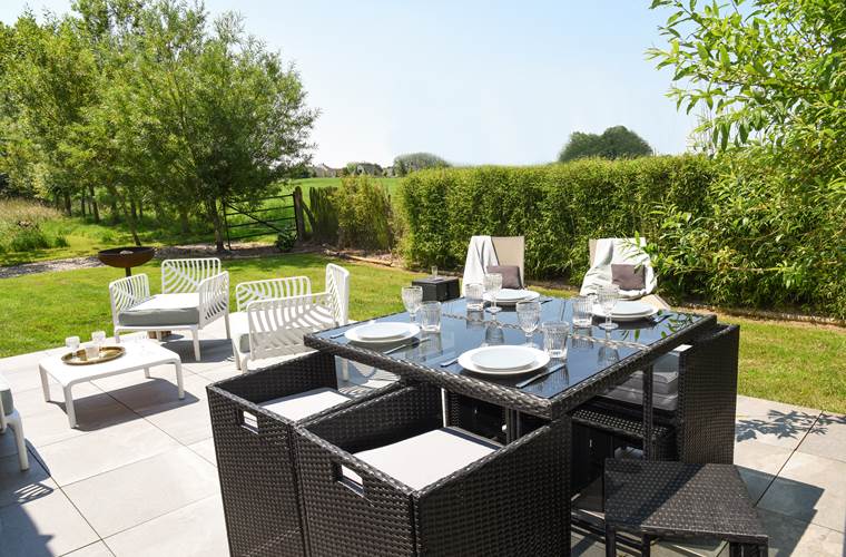 #ClosSaintJoseph_GiteLesEcuries_Terrasse