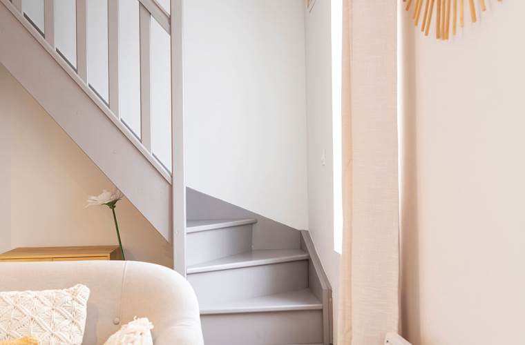Escalier vers les chambres