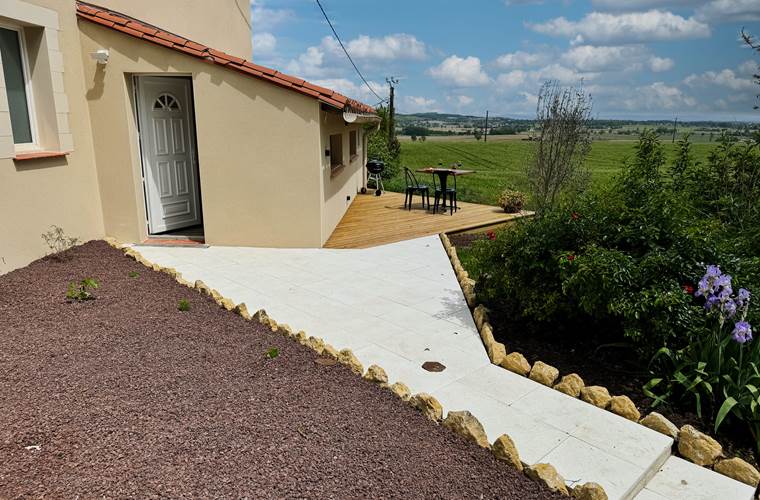Studio Le Lodge terrasse avec vue sur la montagne noire
