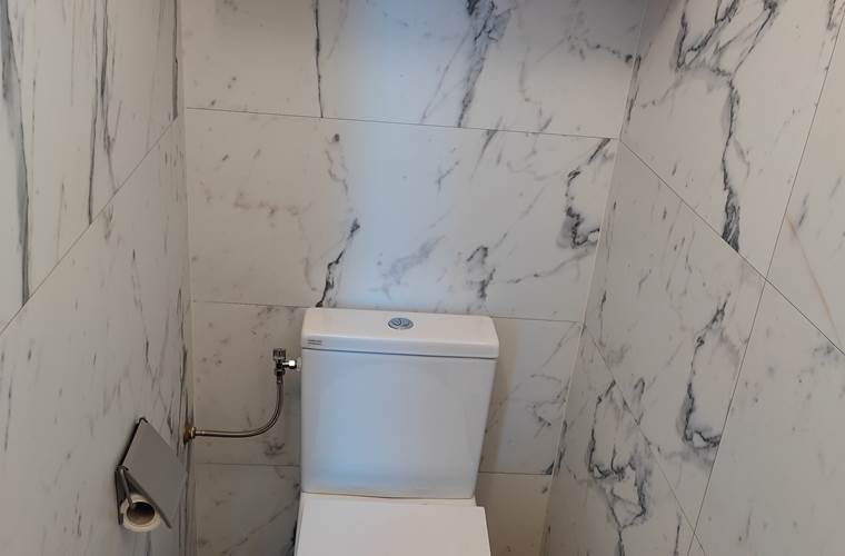 Chambre 1 WC.