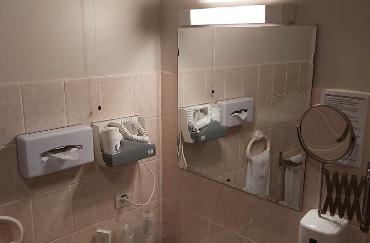 PHOTO SALLE DE BAIN CHBRE TWIN RDC