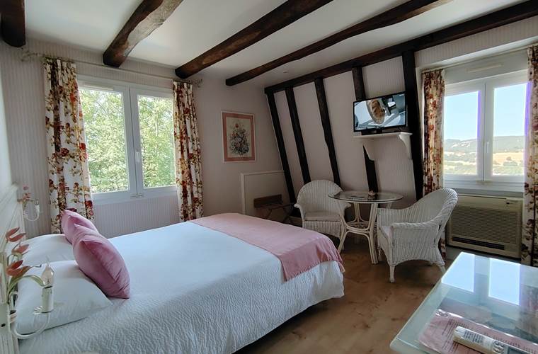 chambre double climatisée, queen size, Rose
