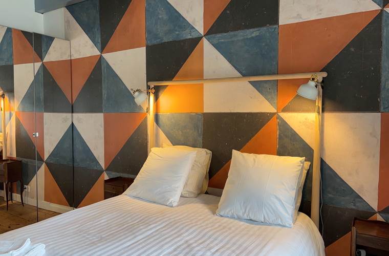 Chambre Sinagot vue sur jardin et mer