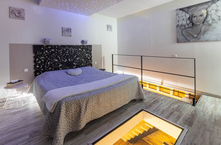 chambre lit king size gîte " un amour d'ange"