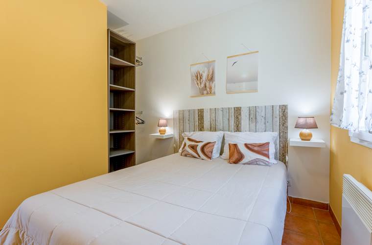 Les Mazets du Rouret - chambre adultes Pin Parasol