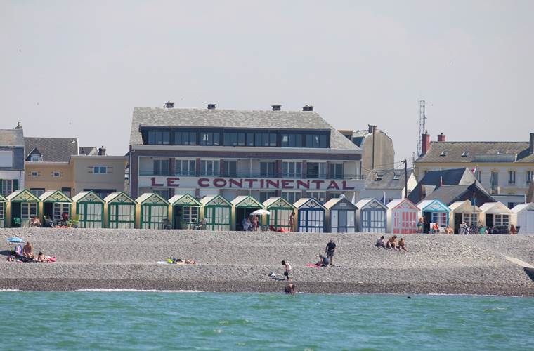 Le Continental vu de la mer.