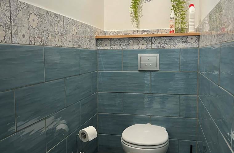 WC - Bel Aora