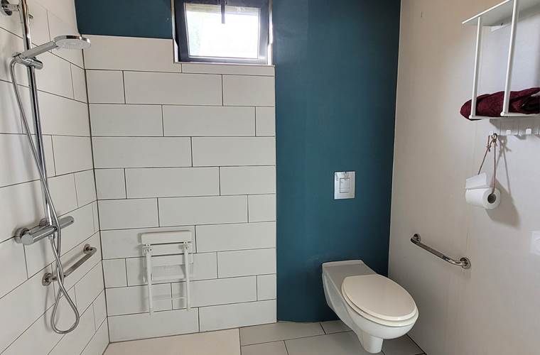 salle de bain objectif grand angle