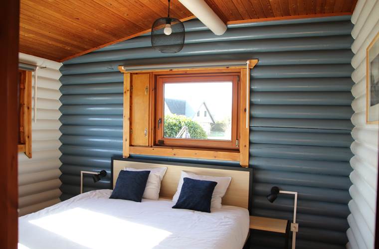 Le chalet du Ménobu "La 1ère chambre à coucher lit double"