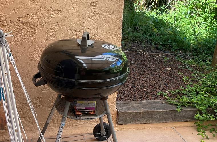 BBQ et étente à linge privés