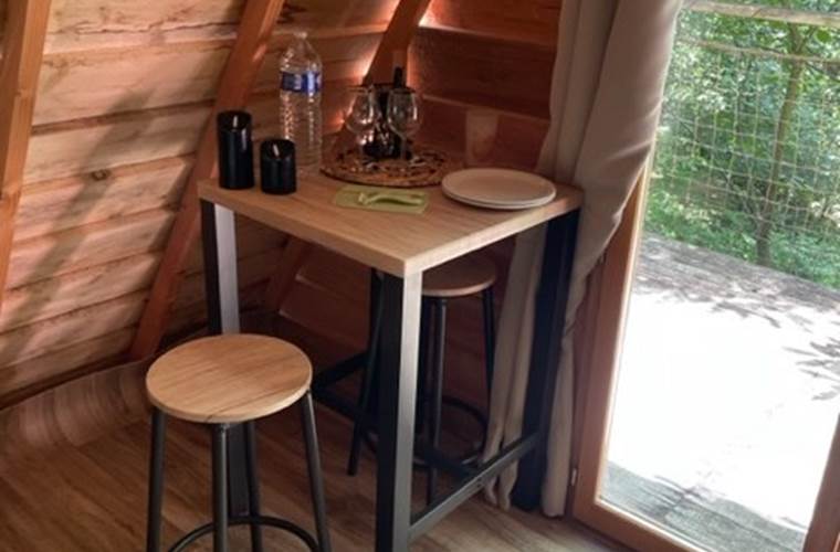 Coin Repas du Tipi au Saint Hubert