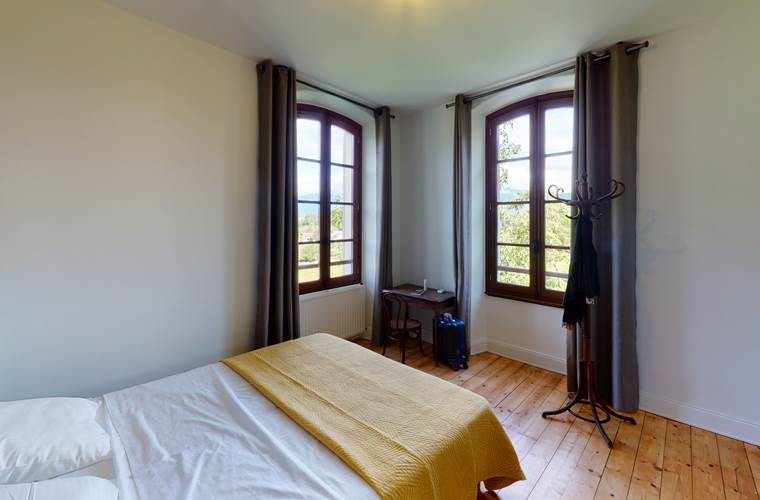 Gite-de-Myans-Bedroom-Les-Bauges