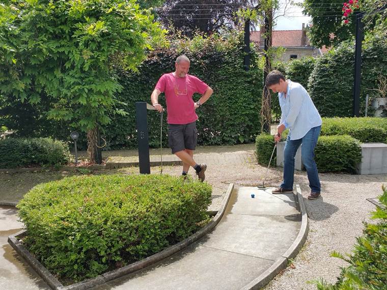 mini-golf-hotton