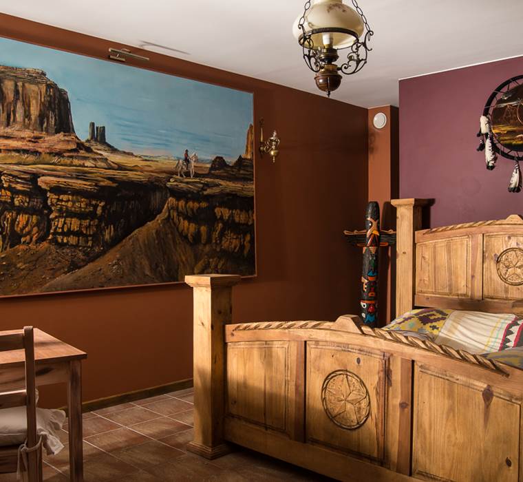 Western-City_Monument Valley