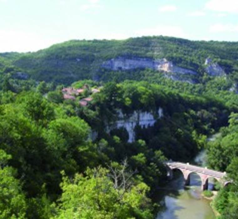 Ph215-Gorges-_de_lAveyron-294x218