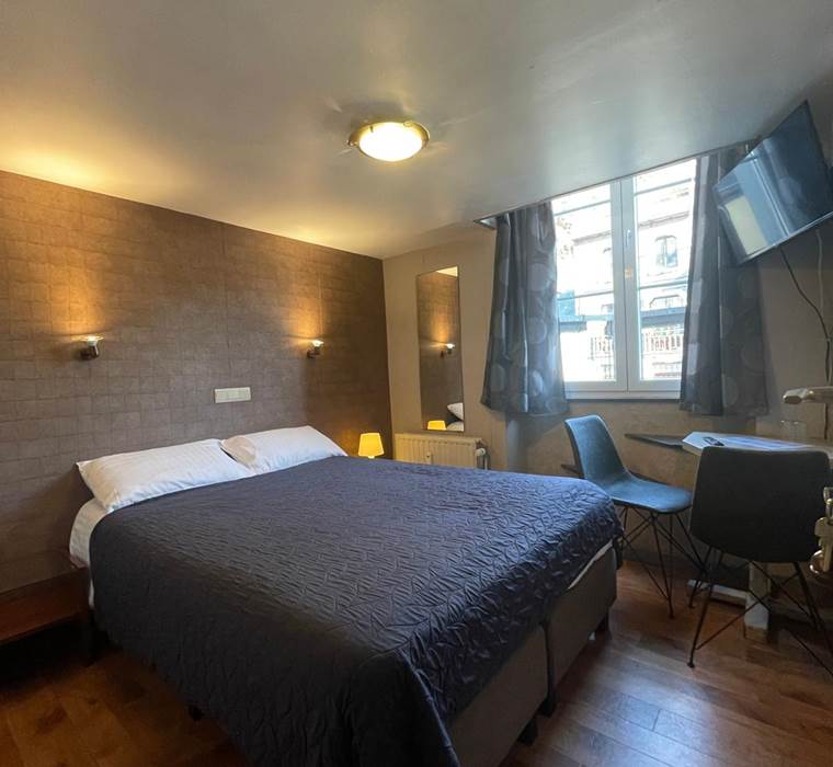 Vue globale de cette petite chambre 1 Twin ou Double pour bien se rendre compte de sa description mais pas de sa dimension.