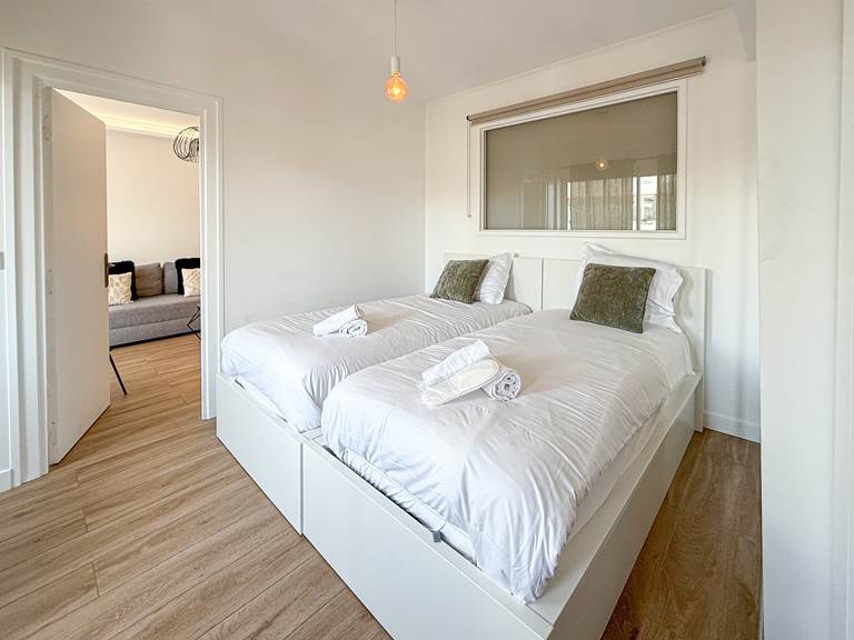 ID211_LATOURMAUBOURG CANNES RENTALS8