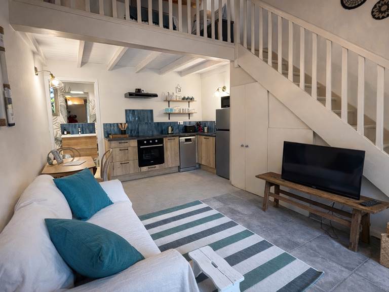 Riviere Bleue Salon 02