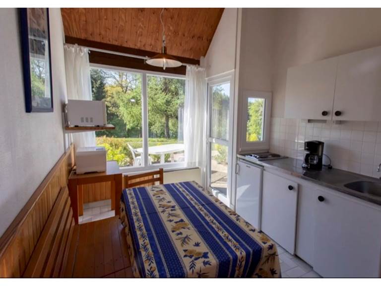 540728k-Le-logis-de-Sechemailles-Gite-2-chambres-Ambrugeat
