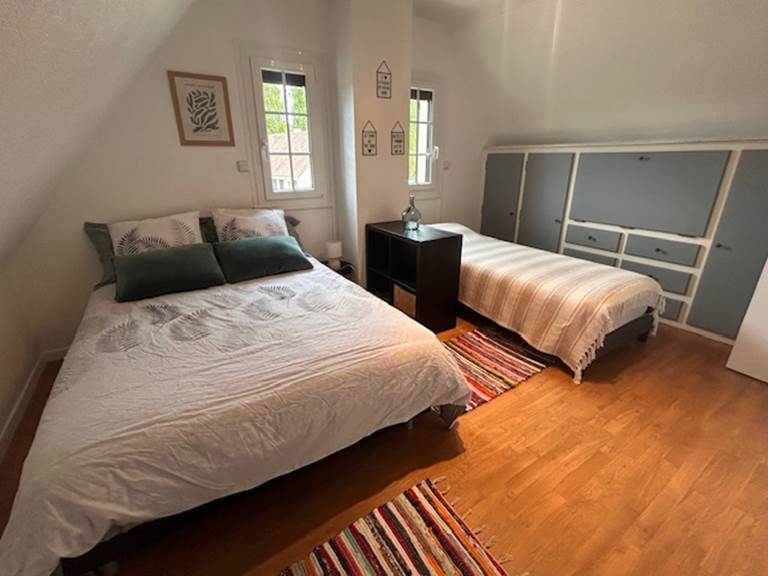 chambre 3-lits 140x90-90x200-étage
