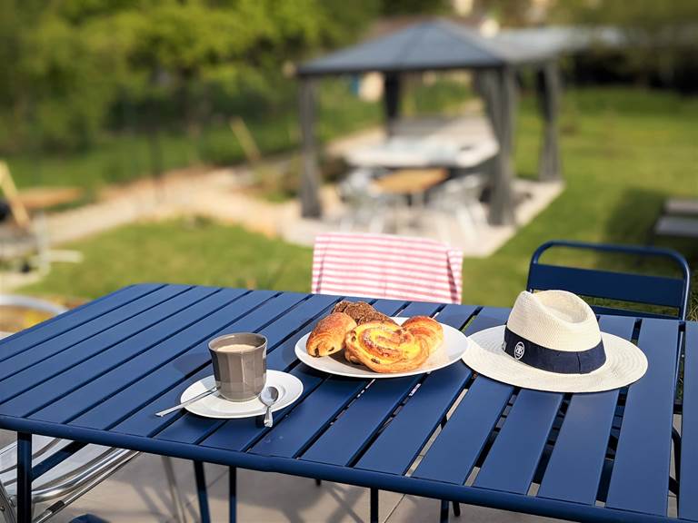 Petit déjeuner au Cémarose Gîte & Spa