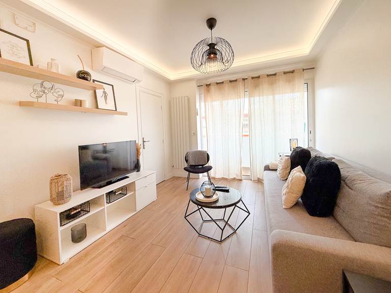 ID211_LATOURMAUBOURG CANNES RENTALS4