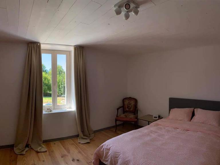 Chambre rez-de-chaussée