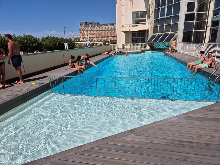 Piscine du Victoria Surf