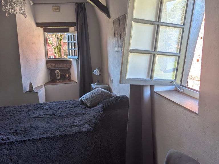 9693a3e7-4328-4814-acc8-93a822f66224