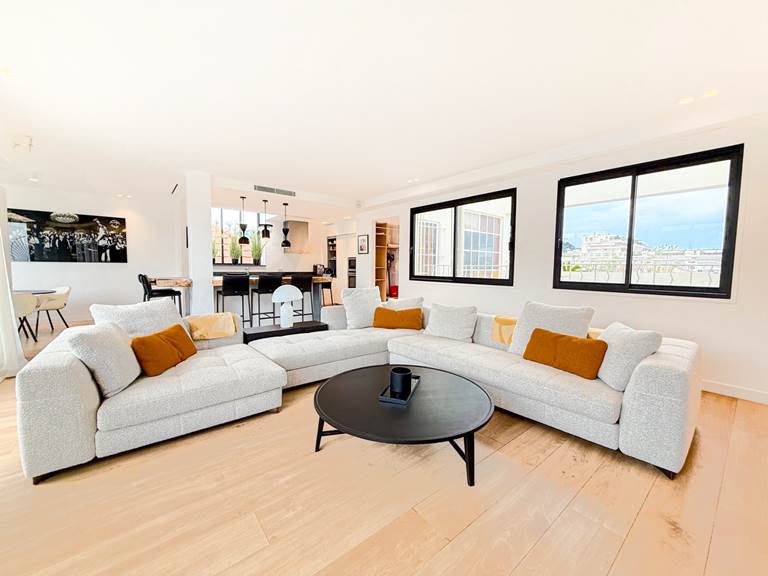 ID221_Seaview-Croisette-Cannes6
