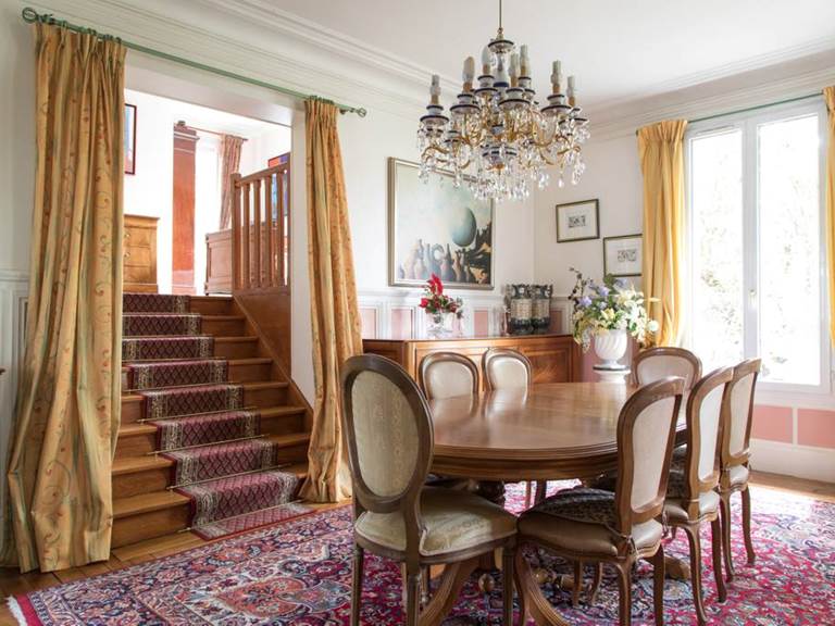 salle à manger et chambre bibliothèque-gallery