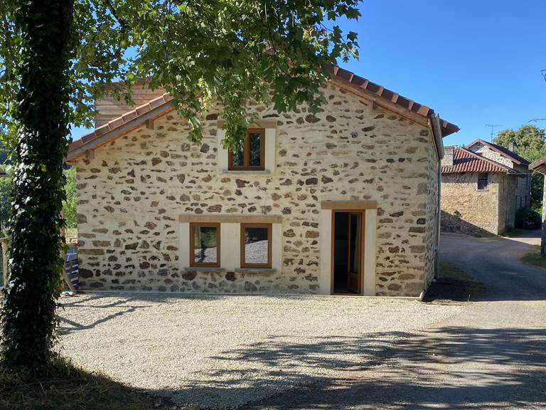 Les terres de la chouette, gîte de la chevêche avec entrée indépendante et parking privé