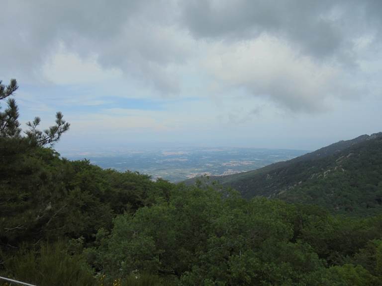 La plaine du Roussillon depuis la montagne de Laroque