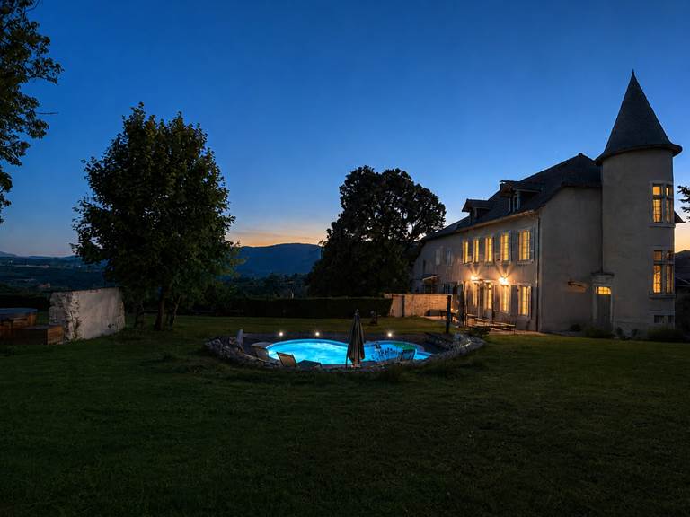 Quand le Manoir du Colombier s'illumine au coucher du soleil