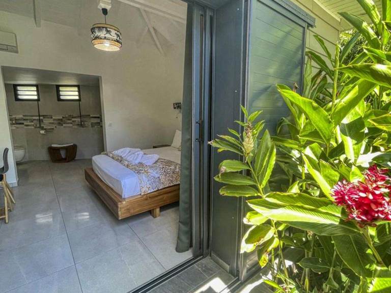 villa-jade-152851-1600-950-crop