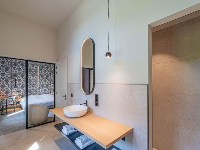 Bathroom room 3
