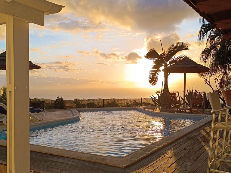location vue mer piscine