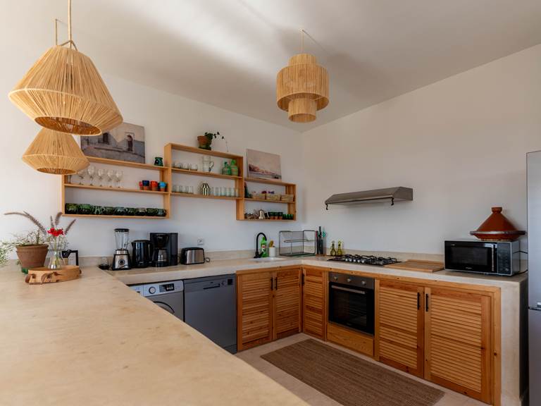 villa-dar-safar-ghazoua-cuisine-equipee.jpg