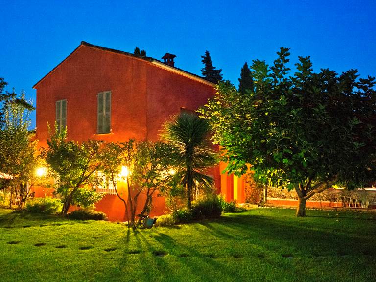 nocturne a la Villa Chandra