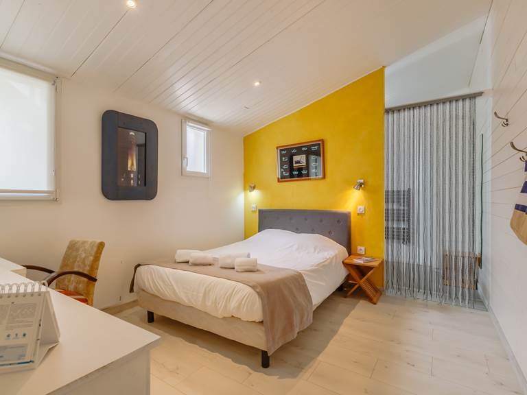 Chambre en rez de chaussée