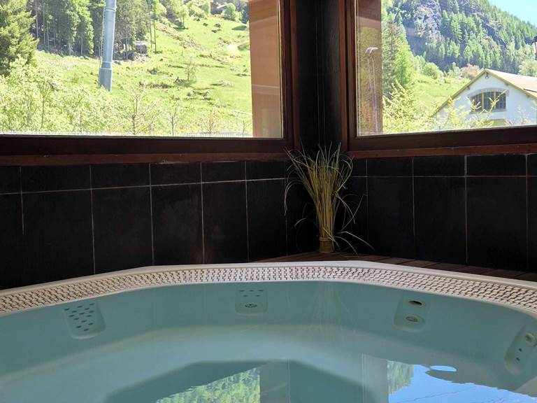 Jacuzzi