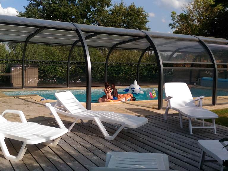 8 Gite la chevalerie 49170 jeu piscine