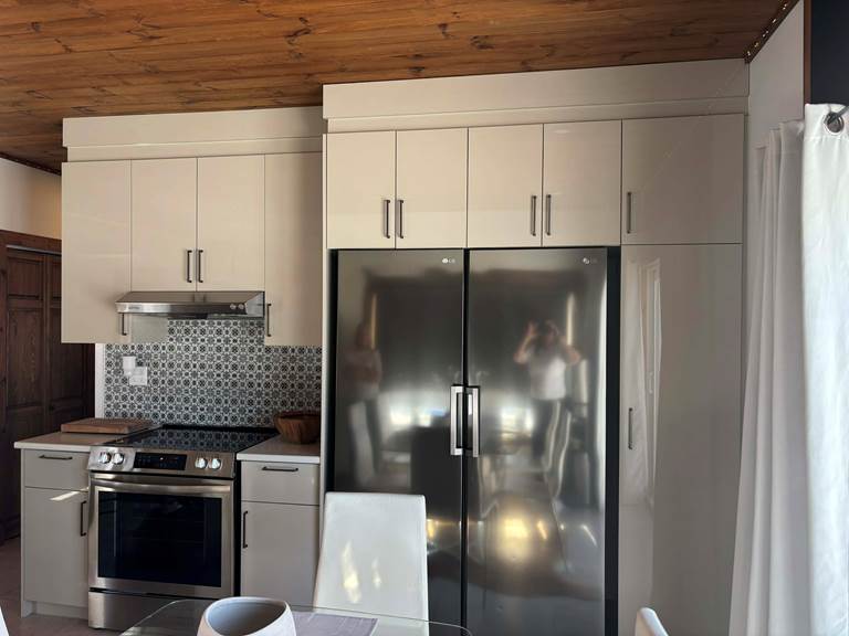 Cuisine congélateur et frigo