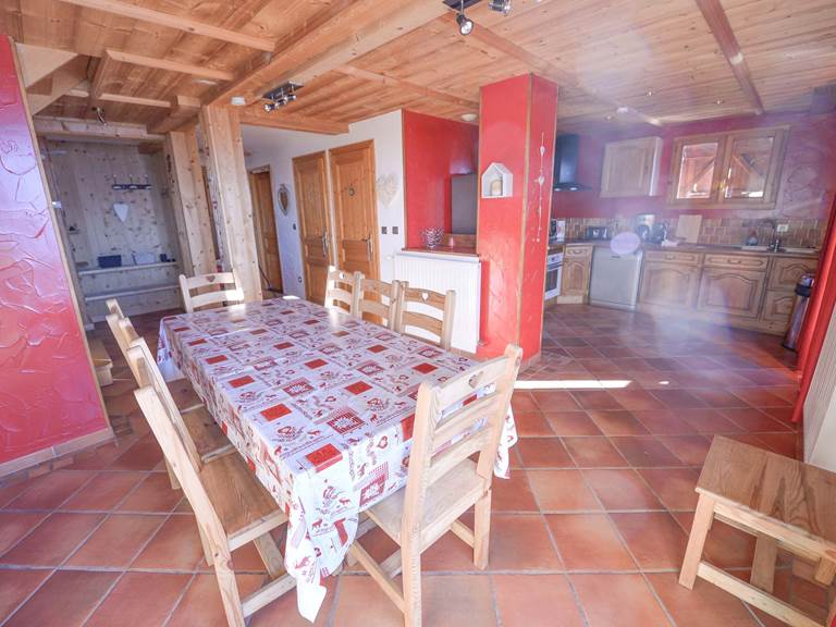 kitchen_dinning_area_apartment_alpe_huez