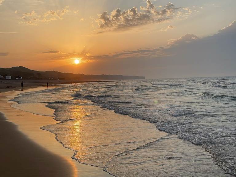 le-sherman-chambre-omaha-beach-vacances-normandie-site-historique-d-dayle-routard-rick-steves-voyage-normandie