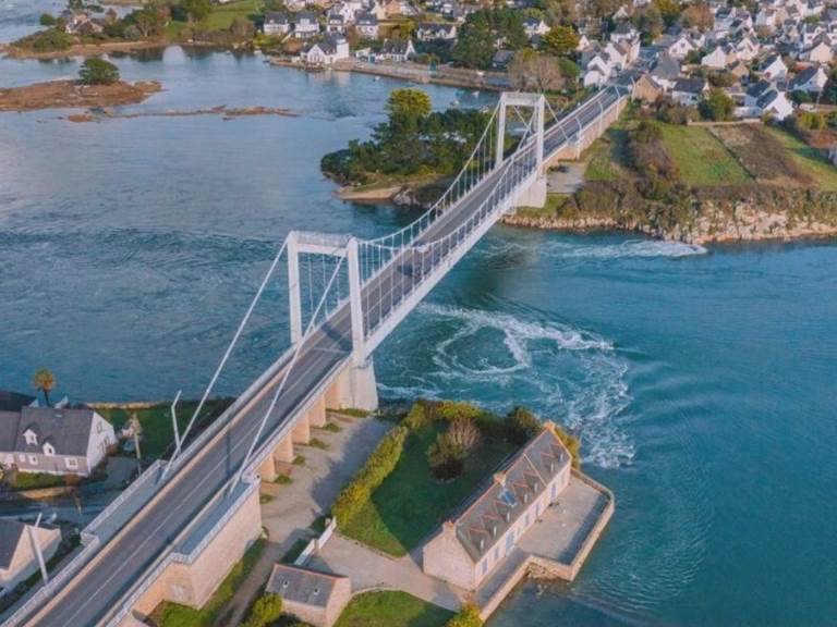 Pont Lorois, Belz